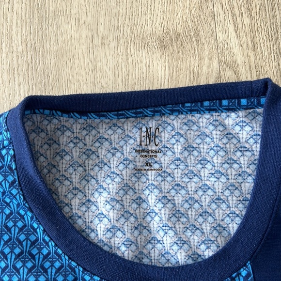 INC Colorblock Tee and matching short set - Picture 2 of 5